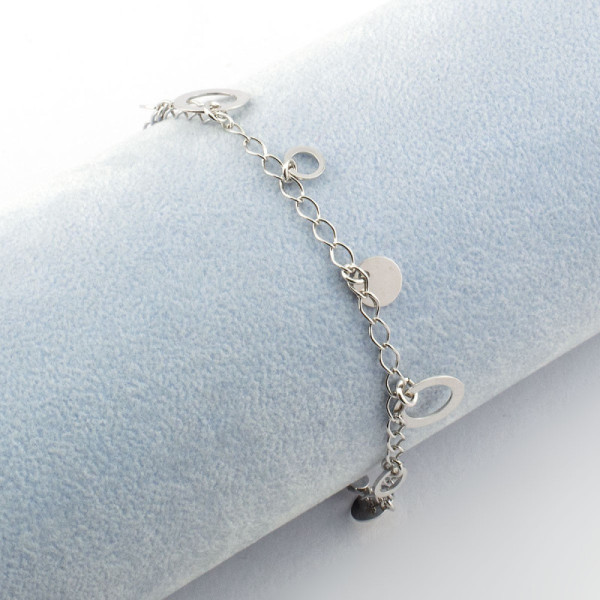 Bracciale in oro bianco con pendenti a cerchio 570,00 € Bracciali Donna
