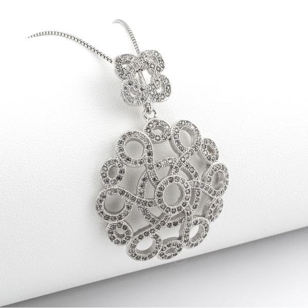 Zoppi Jewels:Collana con pendente vintage in argento e pietre:50,00 €