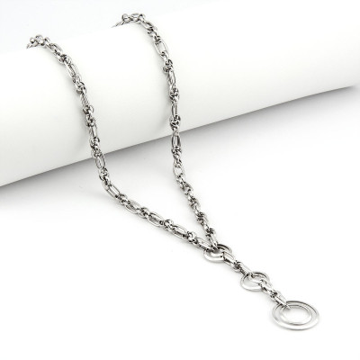 Collana a catena con cerchi pendenti in oro bianco 990,00 € Collane Donna