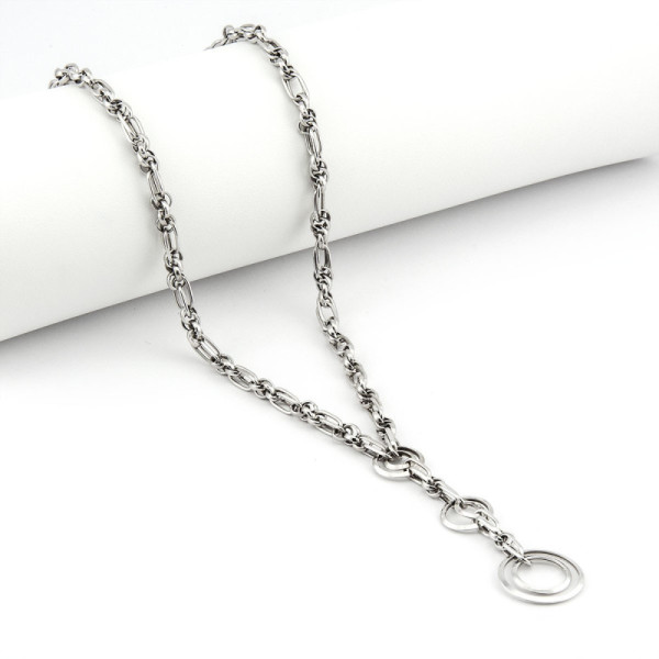 Collana a catena con cerchi pendenti in oro bianco 990,00 € Collane Donna