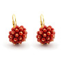 Orecchini a grappolo in oro con corallo 780,00 € Orecchini con gemme