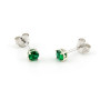 Orecchini punto luce 4 mm verde in argento 12,00 € Orecchini Donna