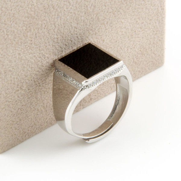 Anello uomo in argento con onice quadrato 65,00 € Anelli Uomo