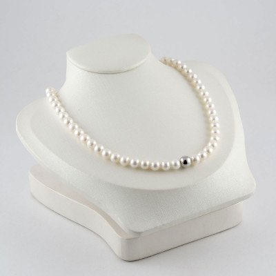 Collana di Perle coltivate 7 mm 130,00 € Collane con gemme