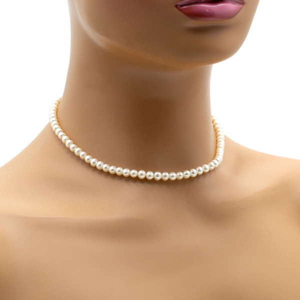 Collana di perle d'acqua dolce 5,5 mm 314,00 € Collane con gemme