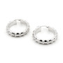 Orecchini a cerchio 28mm in oro bianco 690,00 € Orecchini Donna