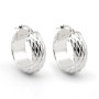 Orecchini cerchio 22mm in oro bianco con decoro a rombo 540,00 € Orecchini Donna