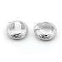Orecchini cerchio 22mm in oro bianco con decoro a rombo 540,00 € Orecchini Donna