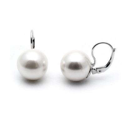 Orecchini con gemmeOrecchini in argento con perla 7mm9,00 €