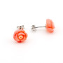 Orecchini in argento con roselline di corallo rosa 18,00 € Orecchini con gemme