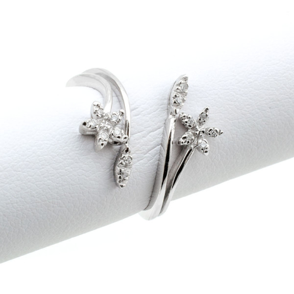 Zoppi Jewels|Anello contrariè in oro bianco con stelle con diamanti 0,10 ct.