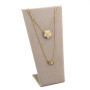 Collana con stella di micro perle in oro 18kt 845,00 € Collane con gemme