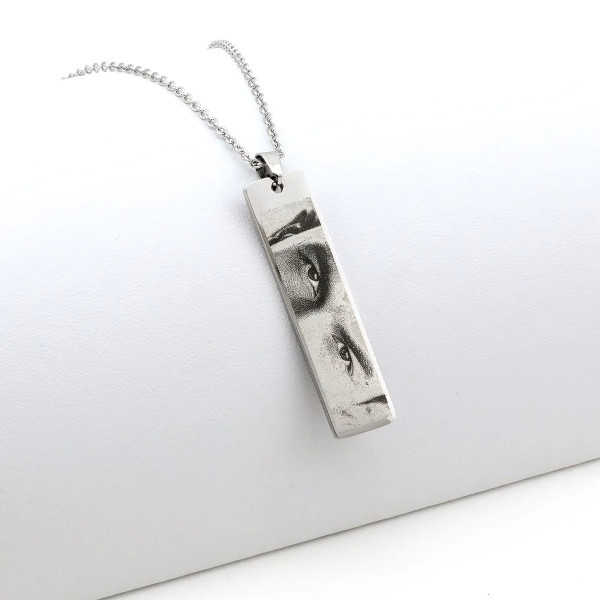 Collane personalizzabiliCollana personalizzata con occhi in acciaio35,00 € Collane personalizzabiliCollana personalizzata con occhi in acciaio35,00 €