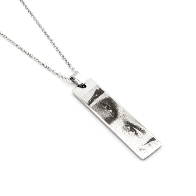 Collane personalizzabiliCollana personalizzata con occhi in acciaio35,00 € Collane personalizzabiliCollana personalizzata con occhi in acciaio35,00 €