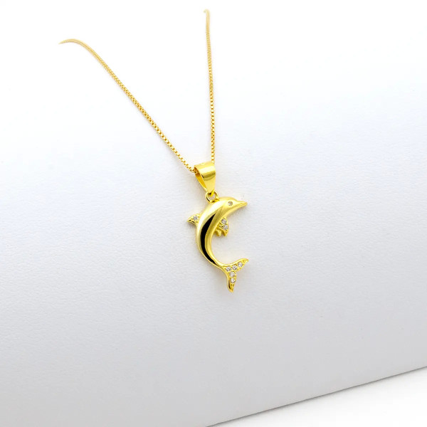 Collana con delfino in argento dorato