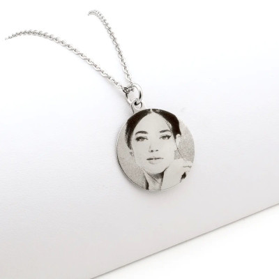 Collane personalizzabiliCollana con medaglia personalizzata in acciaio nero20,00 €