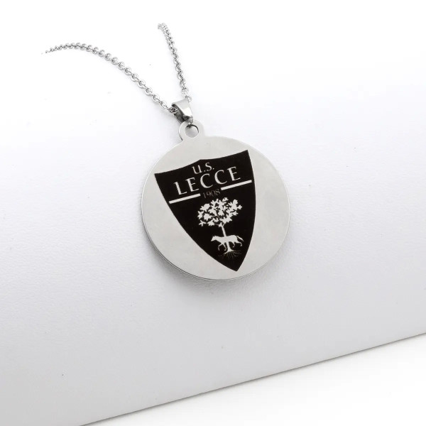 Collane personalizzabiliCollana con ciondolo Lecce calcio in acciaio23,00 € Collane personalizzabiliCollana con ciondolo Lecce calcio in acciaio23,00 €