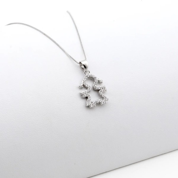 Zoppi Jewels:Collana con bebè contornato di zirconi in argento