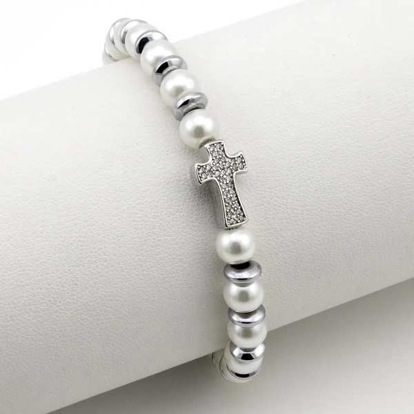 Zoppi jewels|Bracciale in acciaio con perle bianche e charm croce|24,00 €