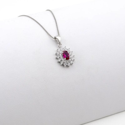 Collana con ciondolo con pietra rosso rubino in argento 925